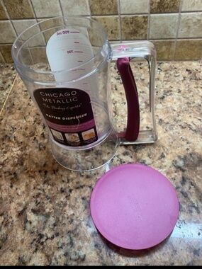 “Chicago Metallic” Batter Dispenser (4) Cup Pancake Dispenser. Color: Purple